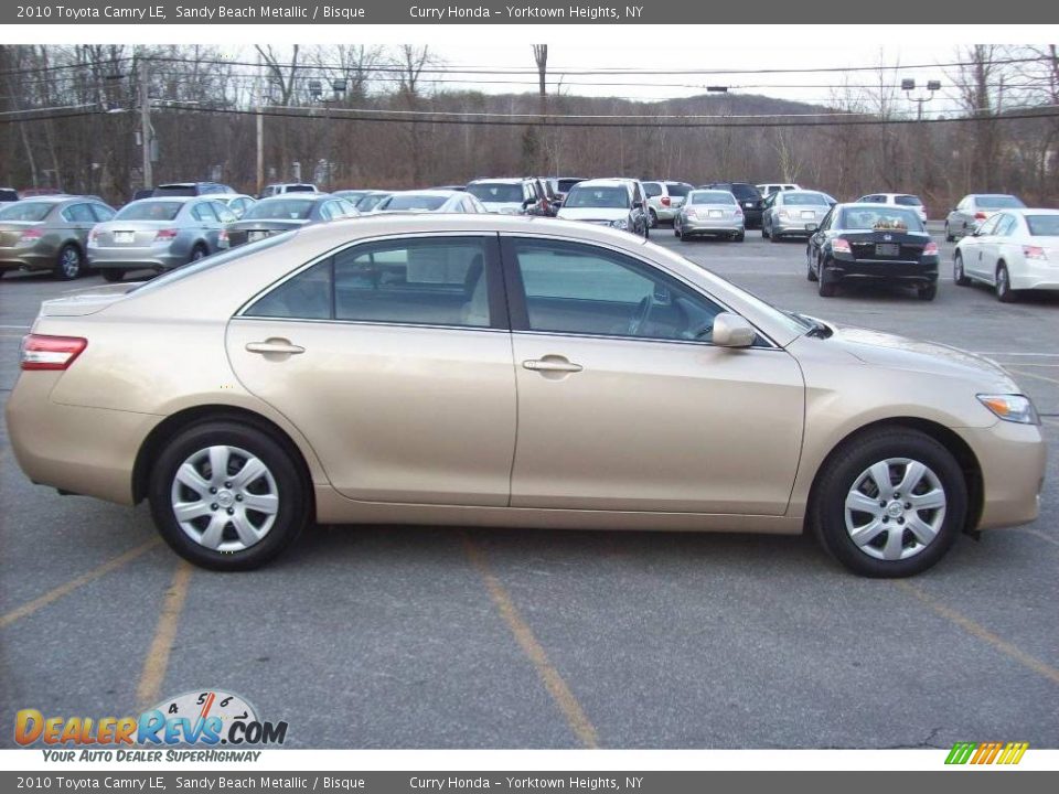 2010 Toyota Camry LE Sandy Beach Metallic / Bisque Photo #20