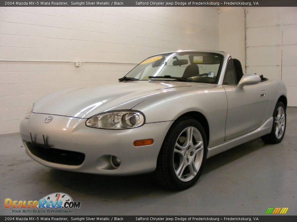2004 Mazda MX-5 Miata Roadster Sunlight Silver Metallic / Black Photo #1