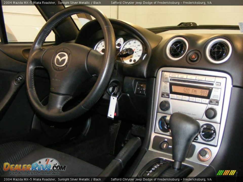 2004 Mazda MX-5 Miata Roadster Sunlight Silver Metallic / Black Photo #14