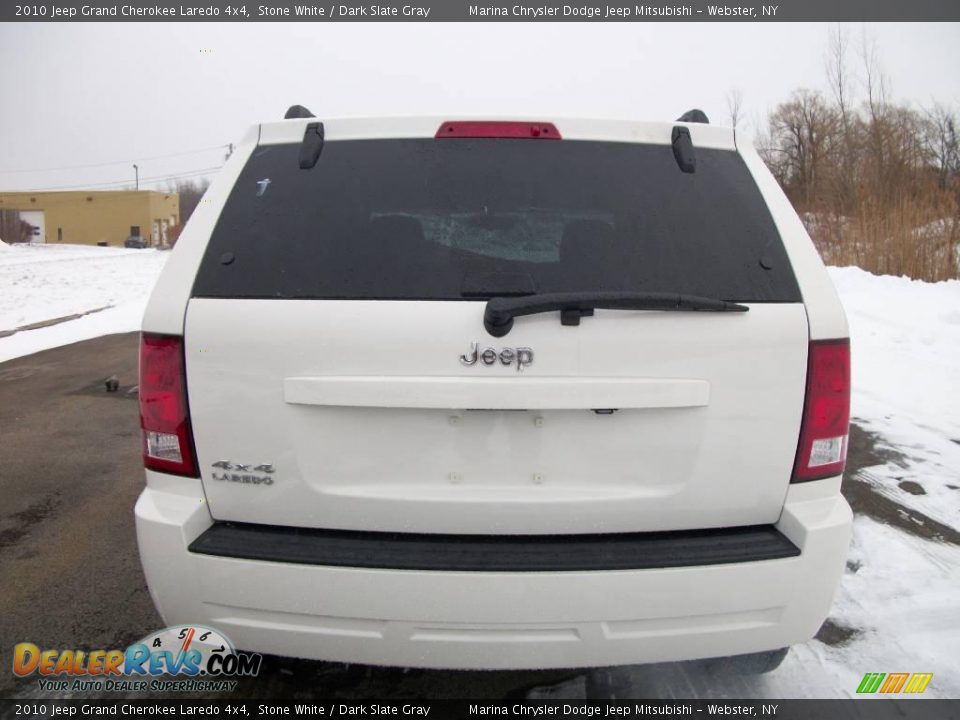 2010 Jeep Grand Cherokee Laredo 4x4 Stone White / Dark Slate Gray Photo #4