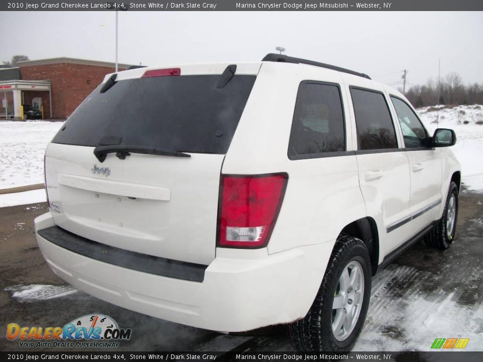 2010 Jeep Grand Cherokee Laredo 4x4 Stone White / Dark Slate Gray Photo #5