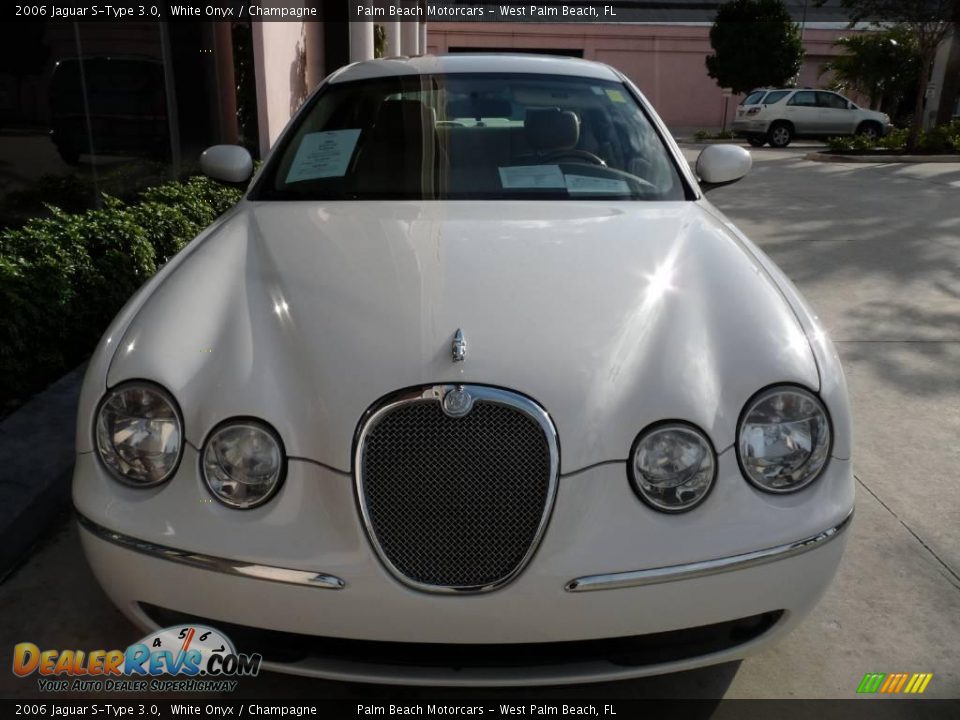 2006 Jaguar S-Type 3.0 White Onyx / Champagne Photo #2