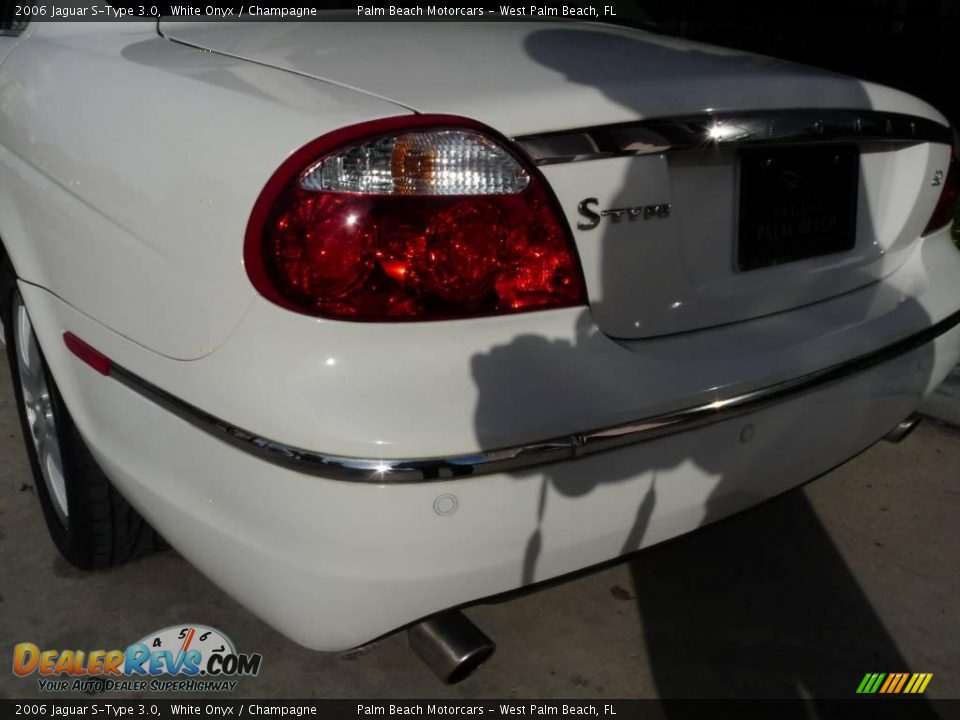 2006 Jaguar S-Type 3.0 White Onyx / Champagne Photo #6