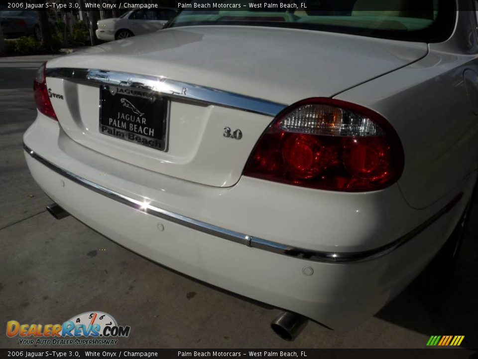 2006 Jaguar S-Type 3.0 White Onyx / Champagne Photo #7