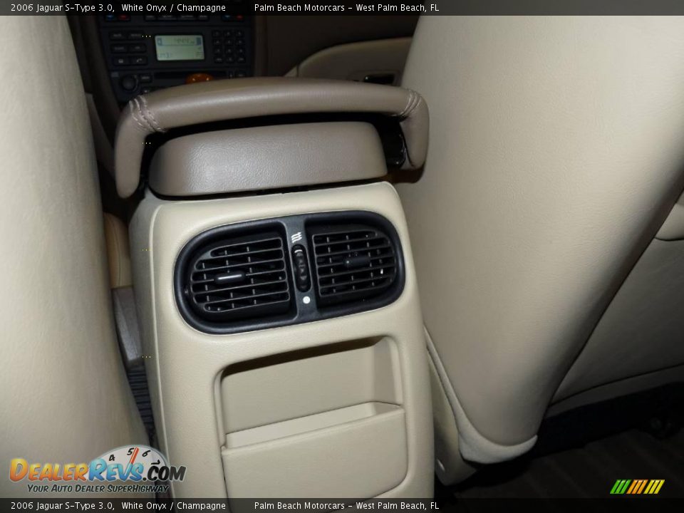 2006 Jaguar S-Type 3.0 White Onyx / Champagne Photo #22