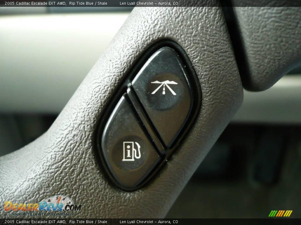 2005 Cadillac Escalade EXT AWD Rip Tide Blue / Shale Photo #28