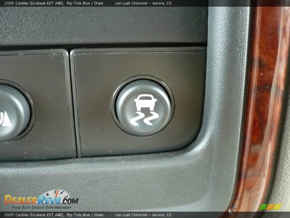 2005 Cadillac Escalade EXT AWD Rip Tide Blue / Shale Photo #33