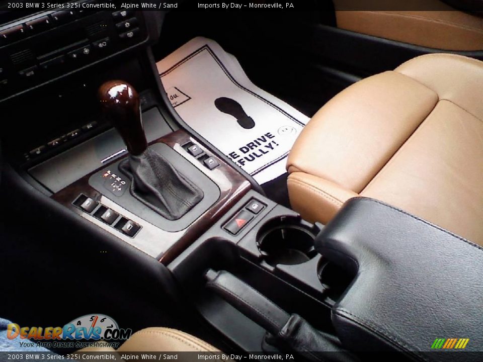 2003 BMW 3 Series 325i Convertible Alpine White / Sand Photo #10