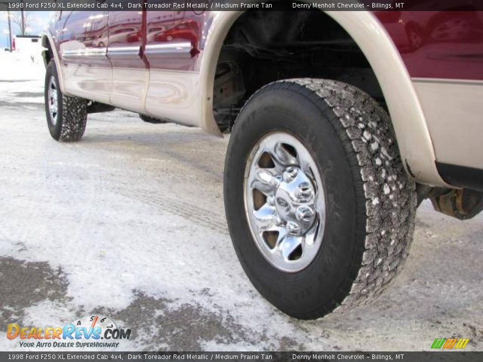 1998 Ford F250 XL Extended Cab 4x4 Dark Toreador Red Metallic / Medium Prairie Tan Photo #7