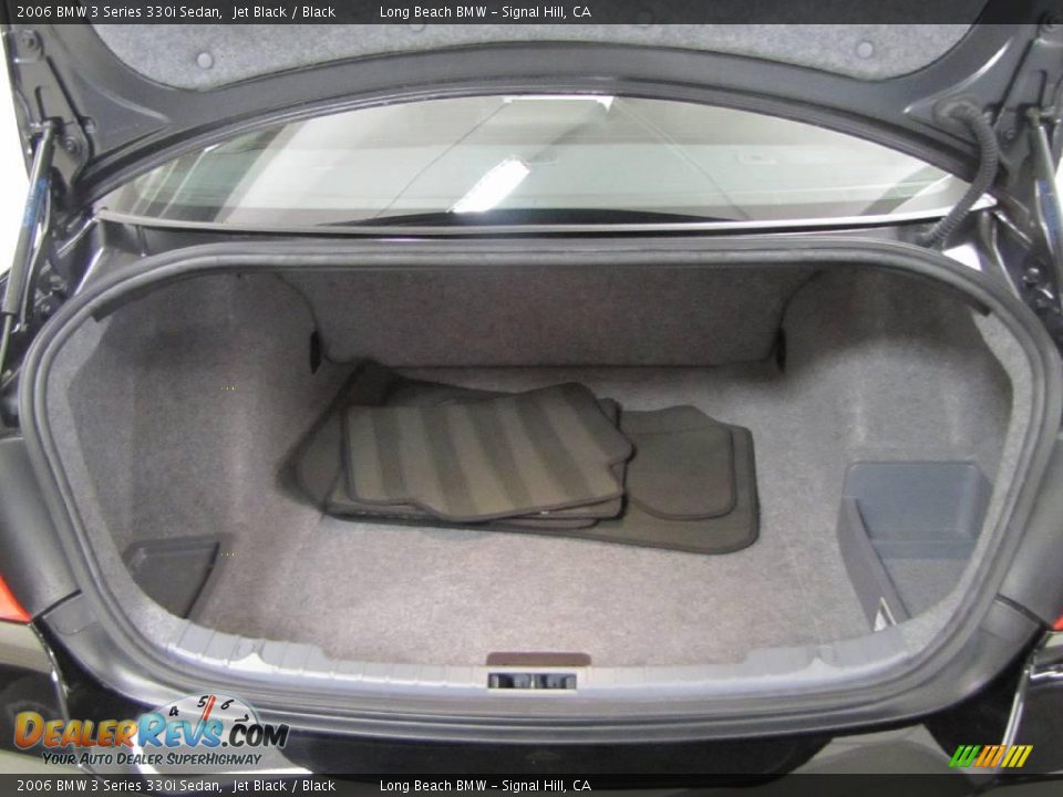 2006 BMW 3 Series 330i Sedan Jet Black / Black Photo #9