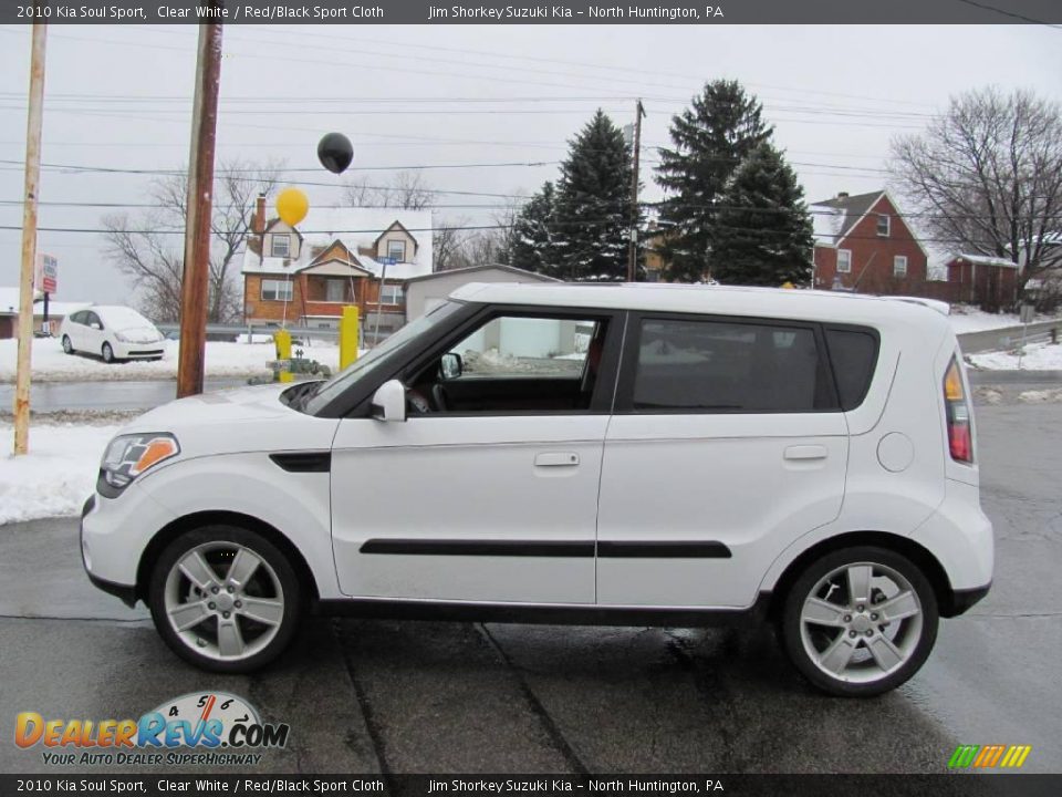 2010 Kia Soul Sport Clear White / Red/Black Sport Cloth Photo #5