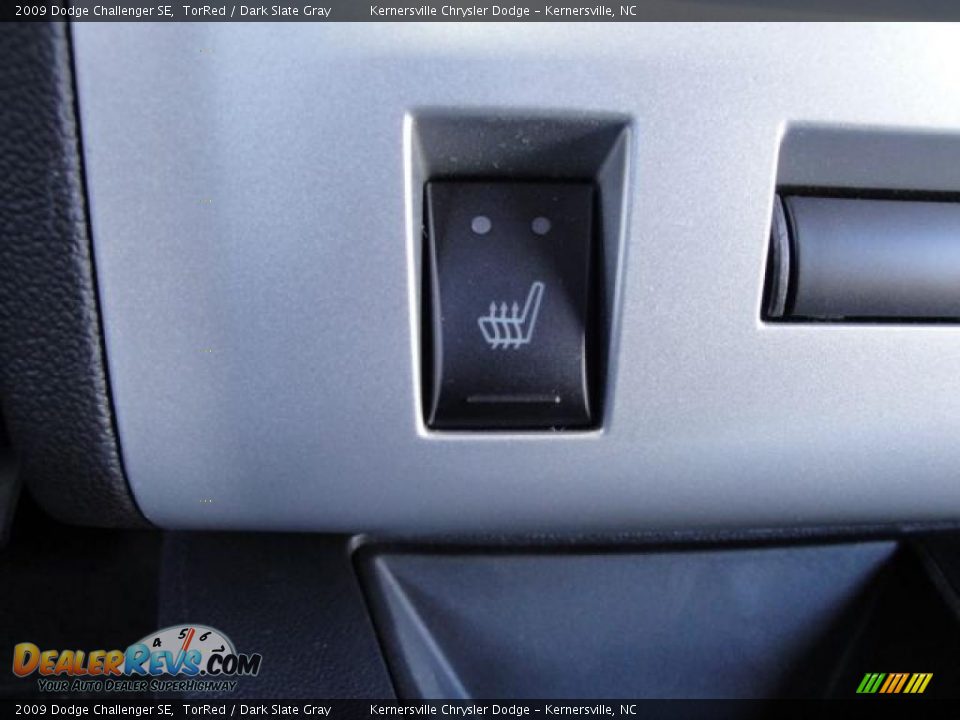 2009 Dodge Challenger SE TorRed / Dark Slate Gray Photo #16