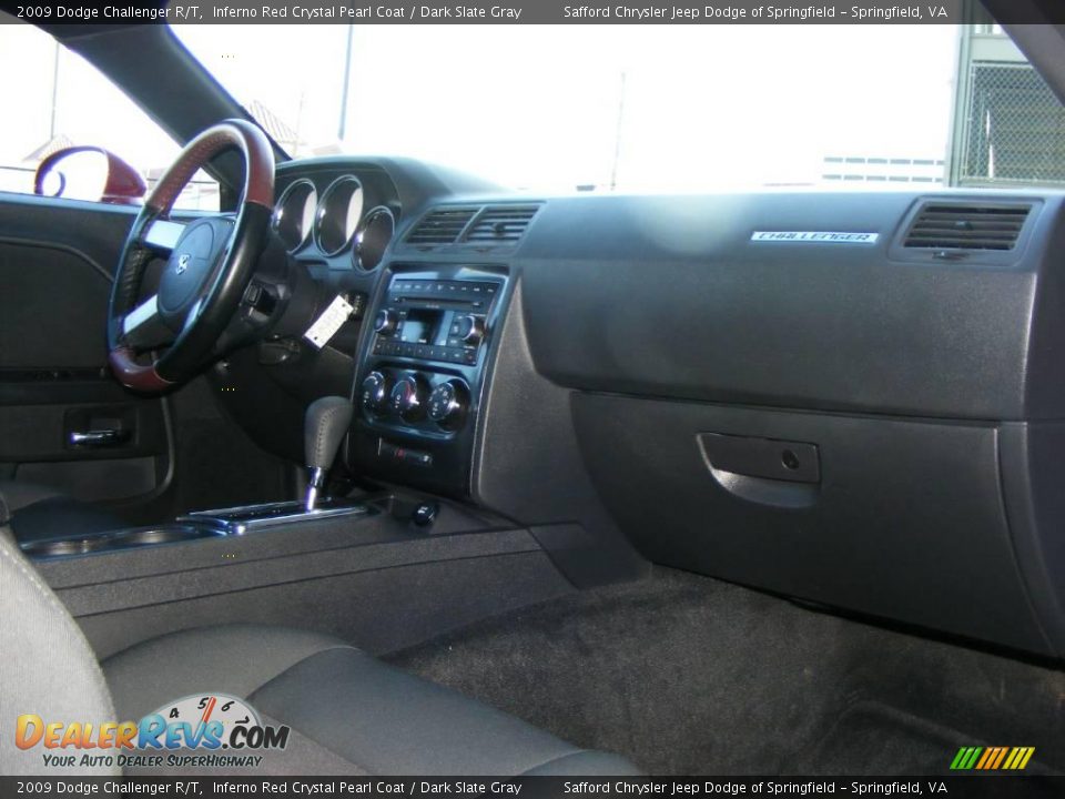 2009 Dodge Challenger R/T Inferno Red Crystal Pearl Coat / Dark Slate Gray Photo #18