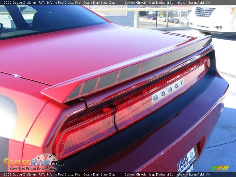 2009 Dodge Challenger R/T Inferno Red Crystal Pearl Coat / Dark Slate Gray Photo #29
