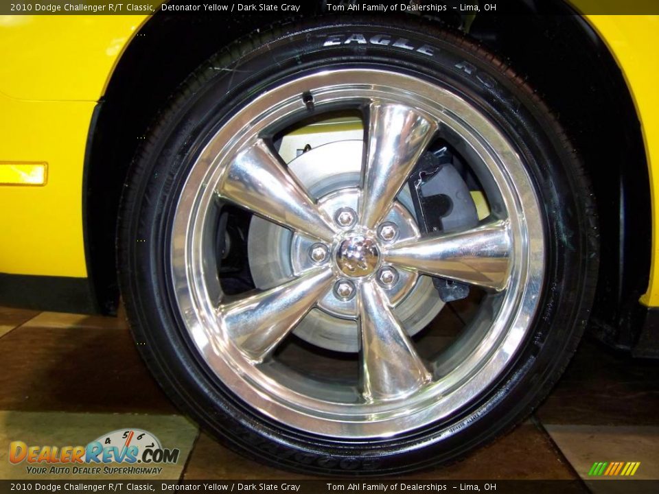 2010 Dodge Challenger R/T Classic Detonator Yellow / Dark Slate Gray Photo #2
