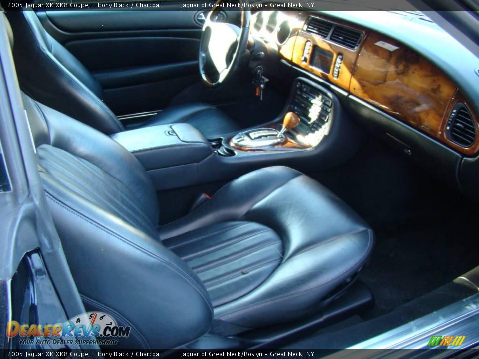 2005 Jaguar XK XK8 Coupe Ebony Black / Charcoal Photo #17