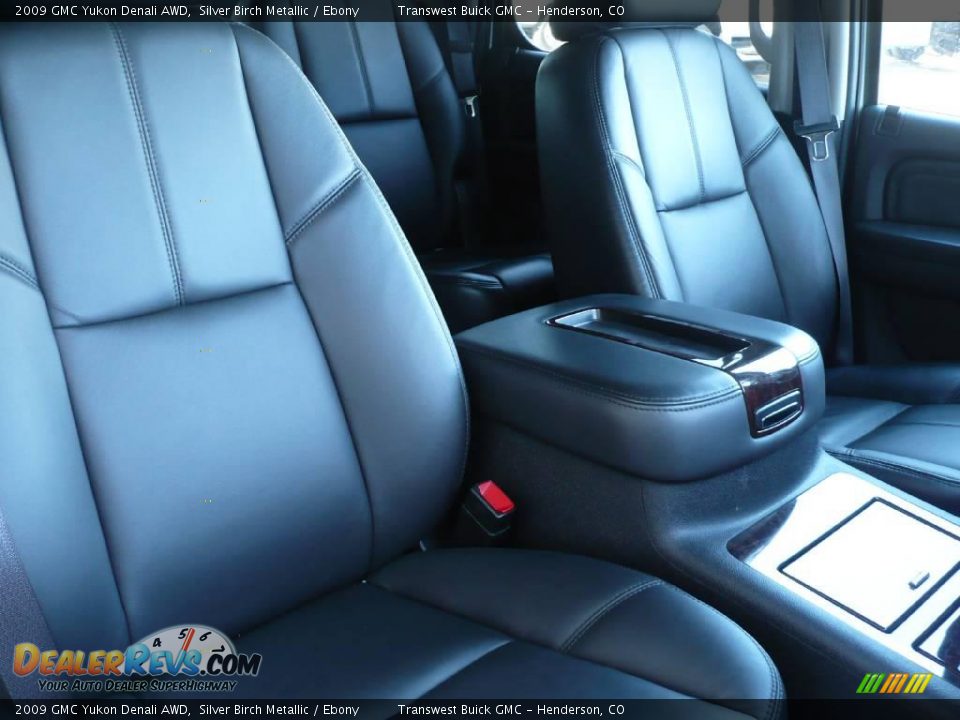 2009 GMC Yukon Denali AWD Silver Birch Metallic / Ebony Photo #23