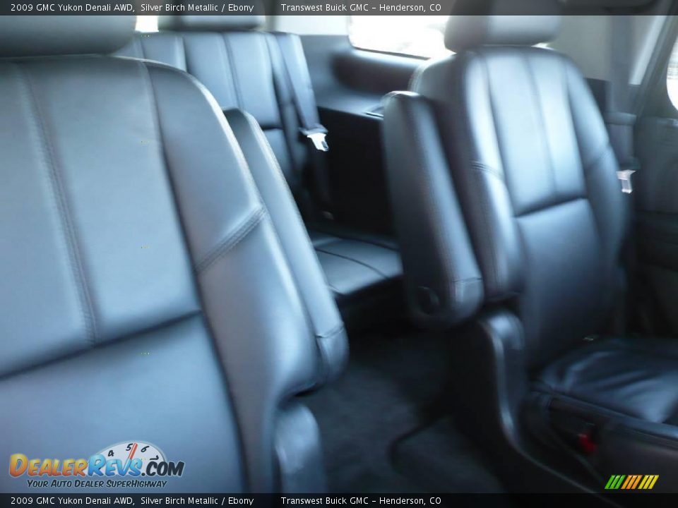 2009 GMC Yukon Denali AWD Silver Birch Metallic / Ebony Photo #24