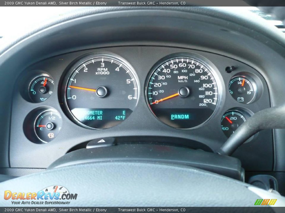 2009 GMC Yukon Denali AWD Silver Birch Metallic / Ebony Photo #25