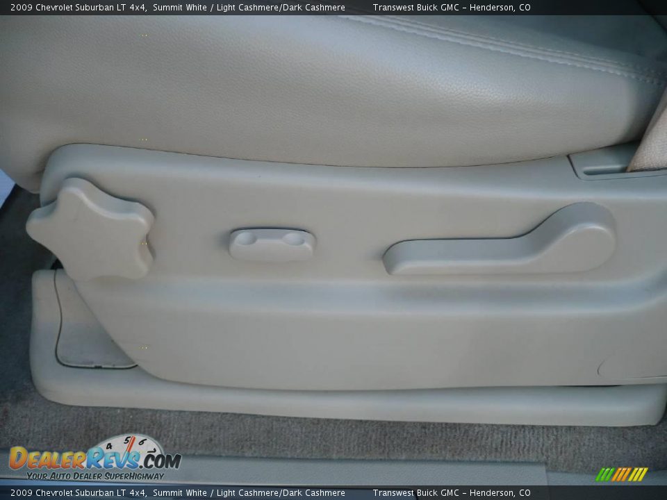 2009 Chevrolet Suburban LT 4x4 Summit White / Light Cashmere/Dark Cashmere Photo #12