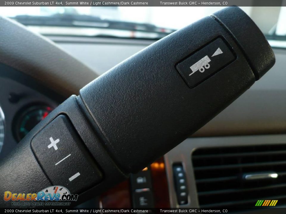 2009 Chevrolet Suburban LT 4x4 Summit White / Light Cashmere/Dark Cashmere Photo #19