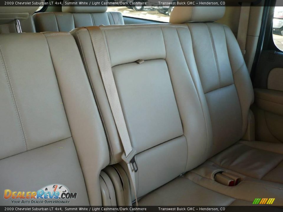 2009 Chevrolet Suburban LT 4x4 Summit White / Light Cashmere/Dark Cashmere Photo #22