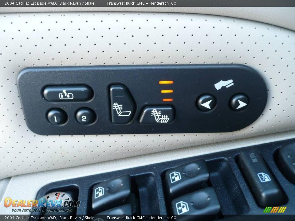 2004 Cadillac Escalade AWD Black Raven / Shale Photo #12