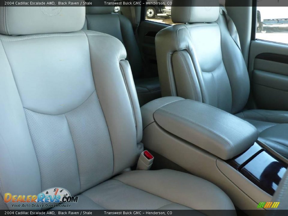 2004 Cadillac Escalade AWD Black Raven / Shale Photo #23