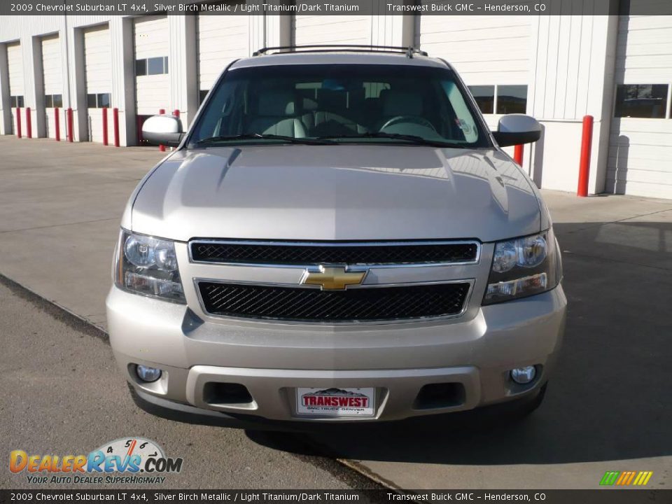 2009 Chevrolet Suburban LT 4x4 Silver Birch Metallic / Light Titanium/Dark Titanium Photo #2