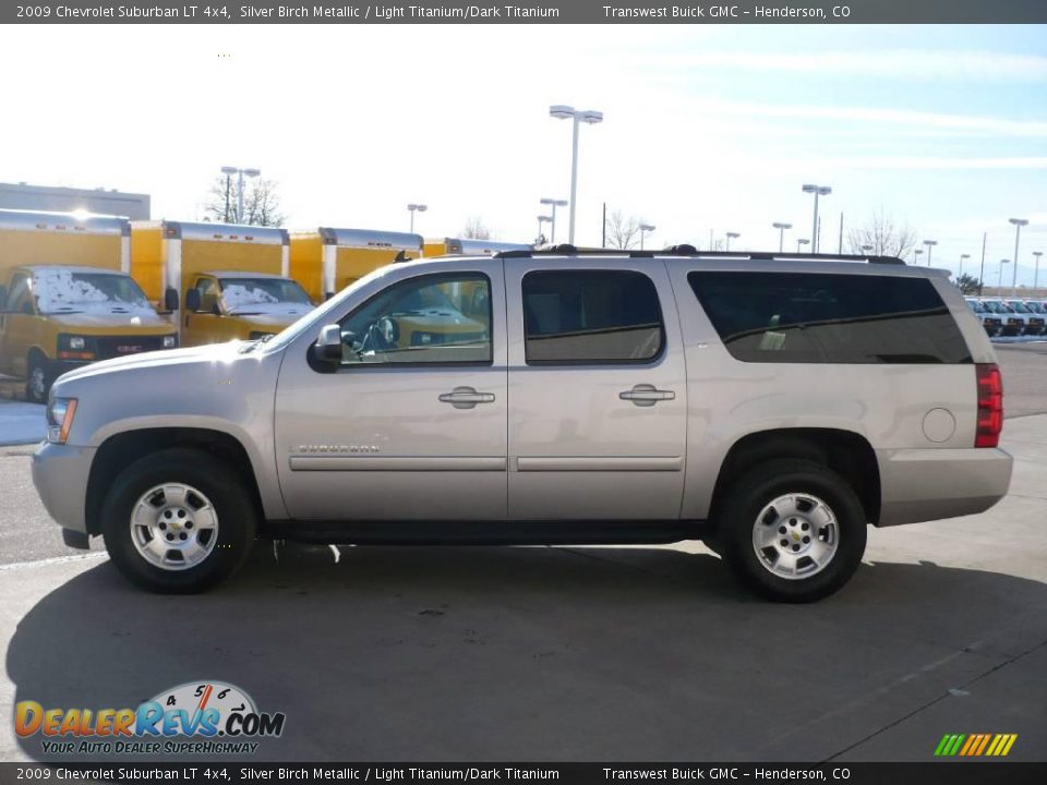 2009 Chevrolet Suburban LT 4x4 Silver Birch Metallic / Light Titanium/Dark Titanium Photo #4