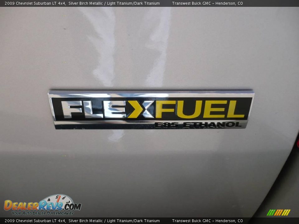 2009 Chevrolet Suburban LT 4x4 Silver Birch Metallic / Light Titanium/Dark Titanium Photo #8