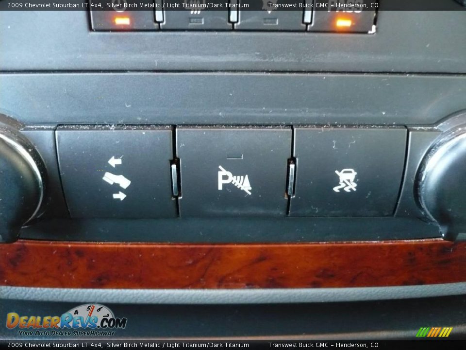 2009 Chevrolet Suburban LT 4x4 Silver Birch Metallic / Light Titanium/Dark Titanium Photo #15