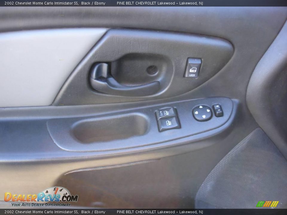 2002 Chevrolet Monte Carlo Intimidator SS Black / Ebony Photo #10