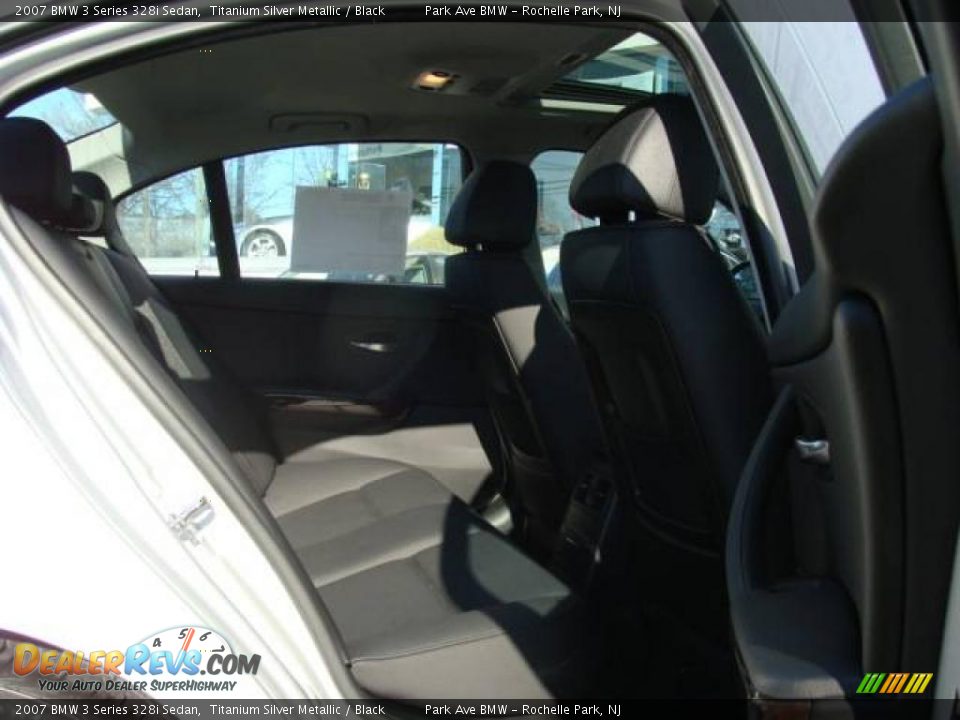 2007 BMW 3 Series 328i Sedan Titanium Silver Metallic / Black Photo #20