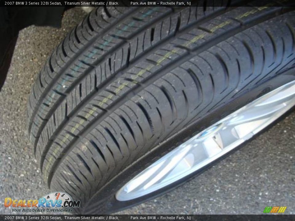 2007 BMW 3 Series 328i Sedan Titanium Silver Metallic / Black Photo #24