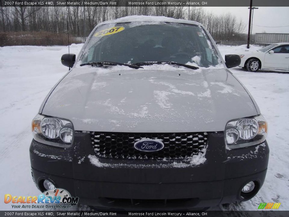 2007 Ford Escape XLS 4WD Silver Metallic / Medium/Dark Flint Photo #8