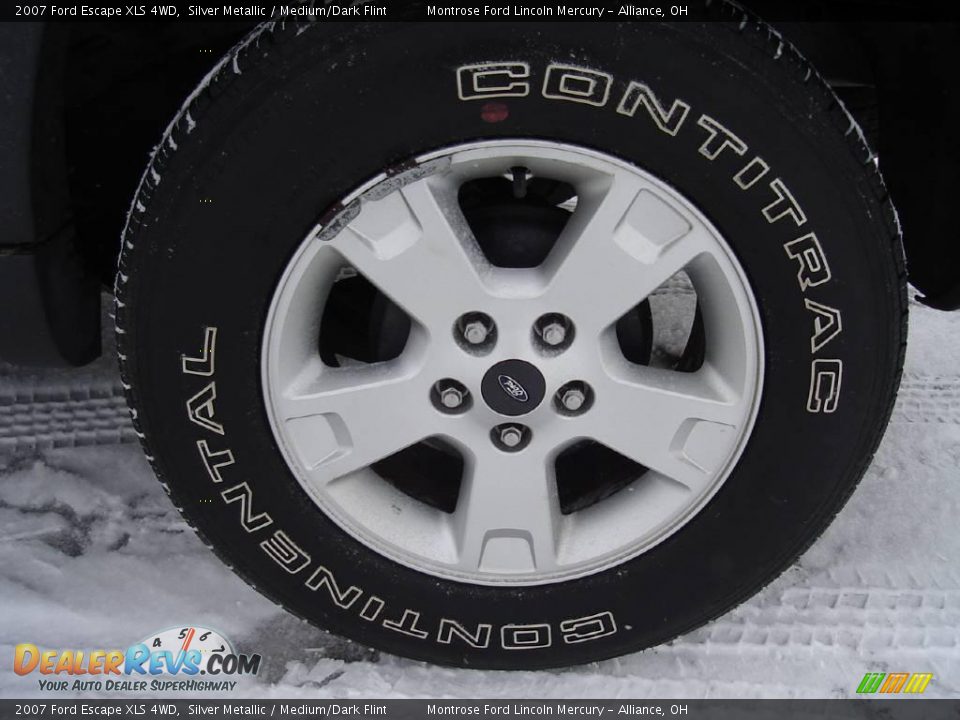 2007 Ford Escape XLS 4WD Silver Metallic / Medium/Dark Flint Photo #11