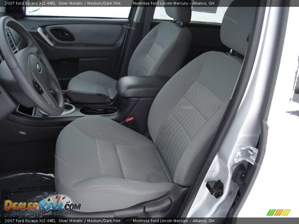 2007 Ford Escape XLS 4WD Silver Metallic / Medium/Dark Flint Photo #13