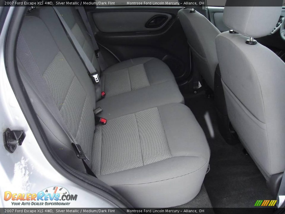 2007 Ford Escape XLS 4WD Silver Metallic / Medium/Dark Flint Photo #15