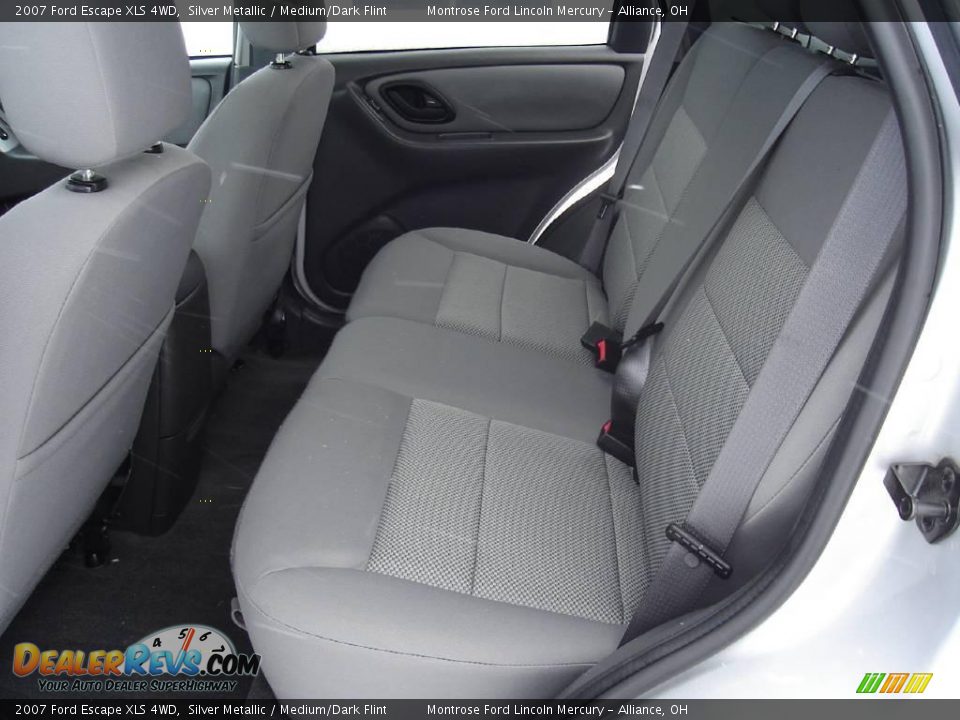 2007 Ford Escape XLS 4WD Silver Metallic / Medium/Dark Flint Photo #16