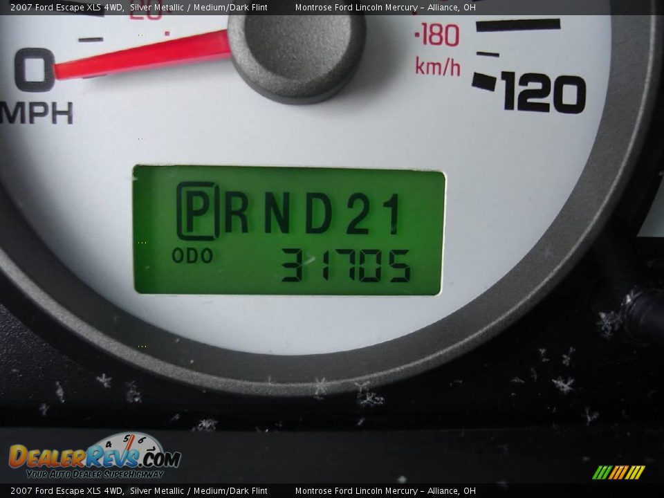 2007 Ford Escape XLS 4WD Silver Metallic / Medium/Dark Flint Photo #25