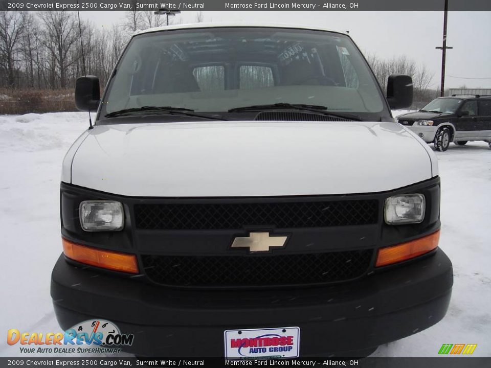 2009 Chevrolet Express 2500 Cargo Van Summit White / Neutral Photo #8