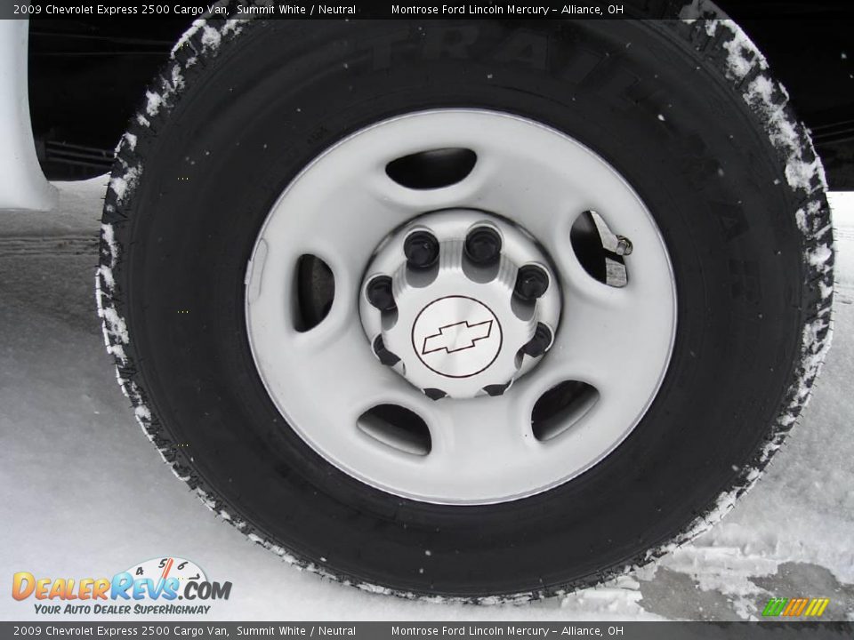 2009 Chevrolet Express 2500 Cargo Van Summit White / Neutral Photo #11