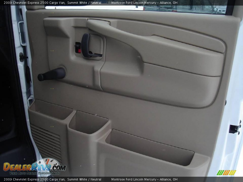 2009 Chevrolet Express 2500 Cargo Van Summit White / Neutral Photo #21