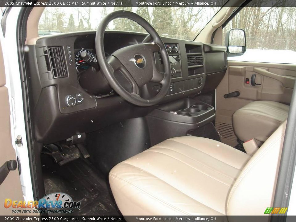 2009 Chevrolet Express 2500 Cargo Van Summit White / Neutral Photo #24