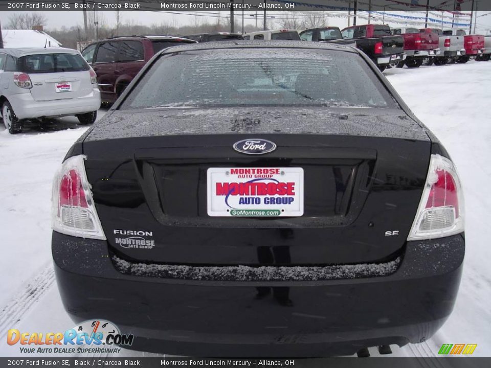 2007 Ford Fusion SE Black / Charcoal Black Photo #4