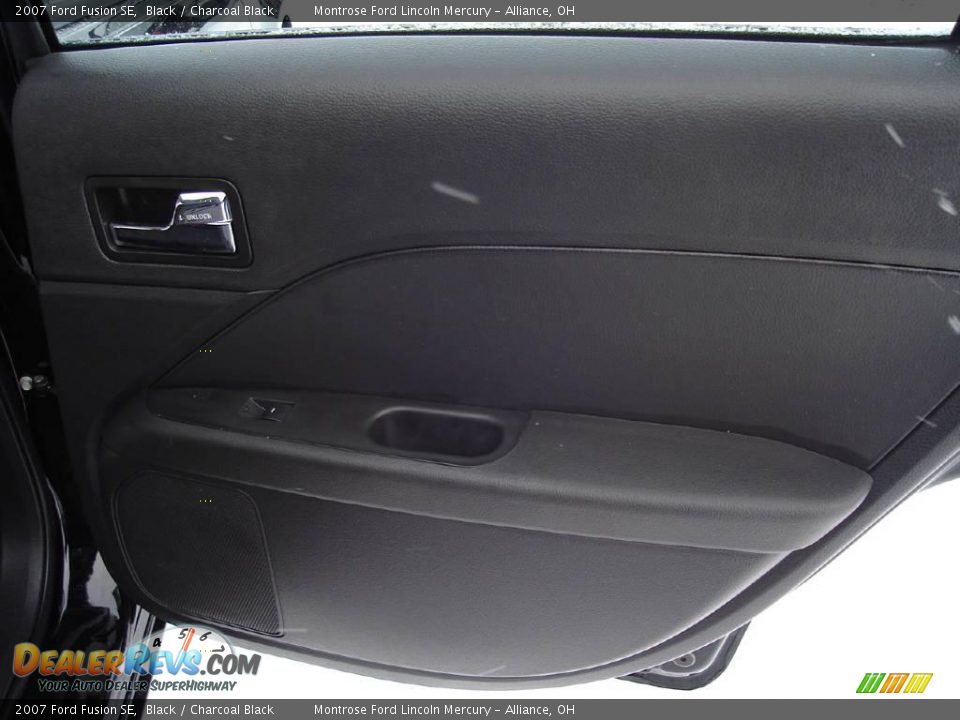 2007 Ford Fusion SE Black / Charcoal Black Photo #17