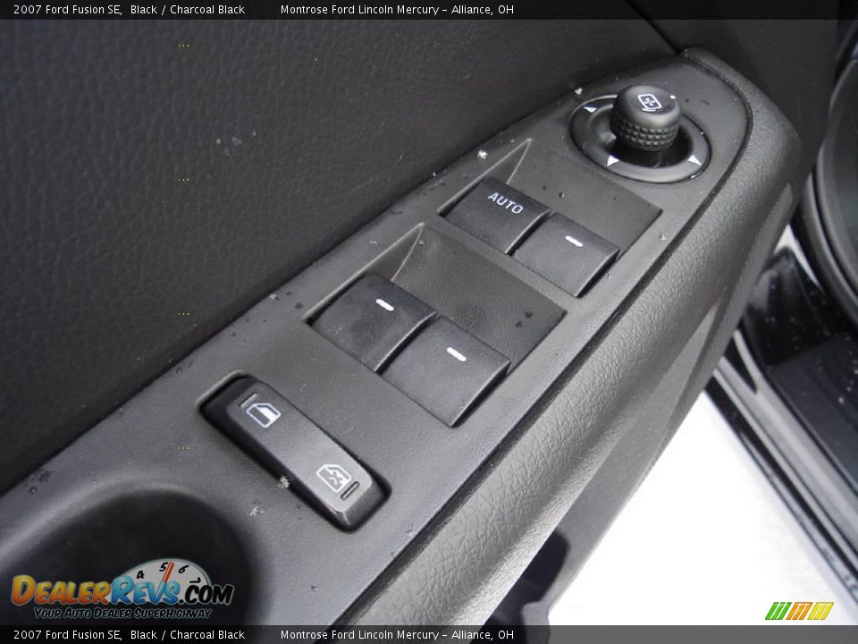 2007 Ford Fusion SE Black / Charcoal Black Photo #22