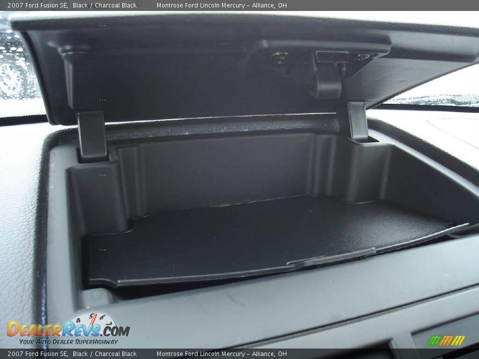 2007 Ford Fusion SE Black / Charcoal Black Photo #31