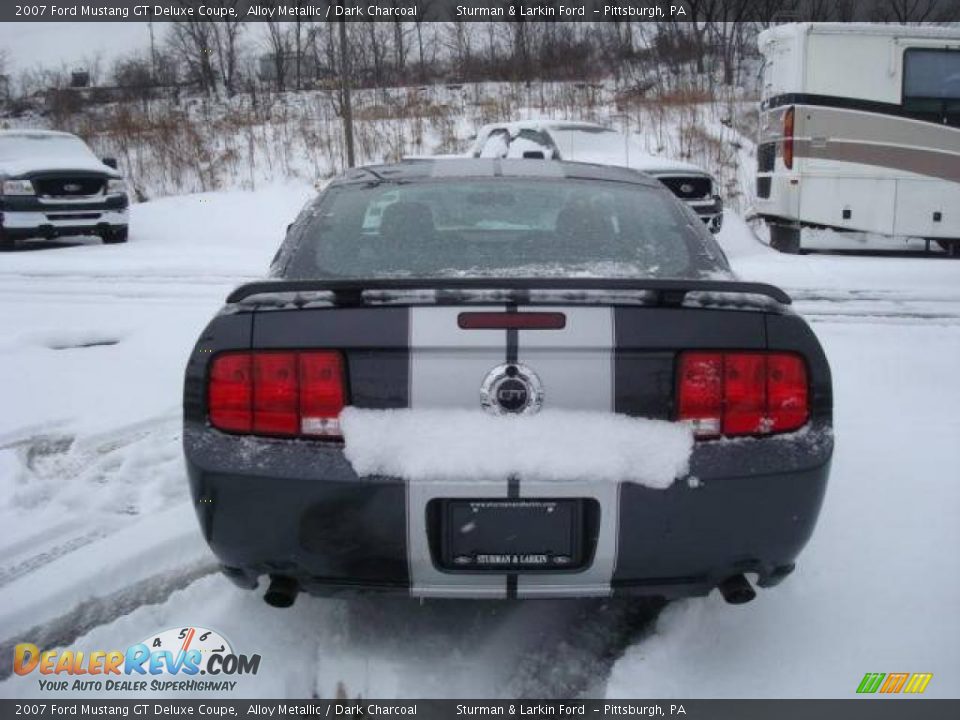 2007 Ford Mustang GT Deluxe Coupe Alloy Metallic / Dark Charcoal Photo #3